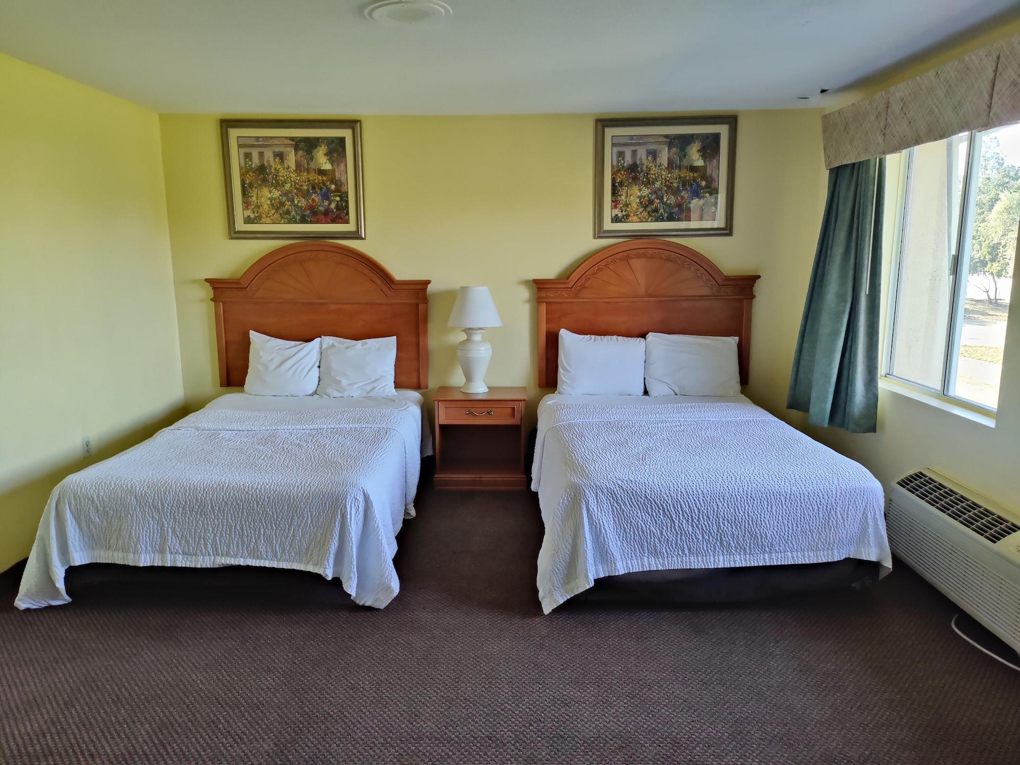 Days Inn By Wyndham Stockton Dış mekan fotoğraf