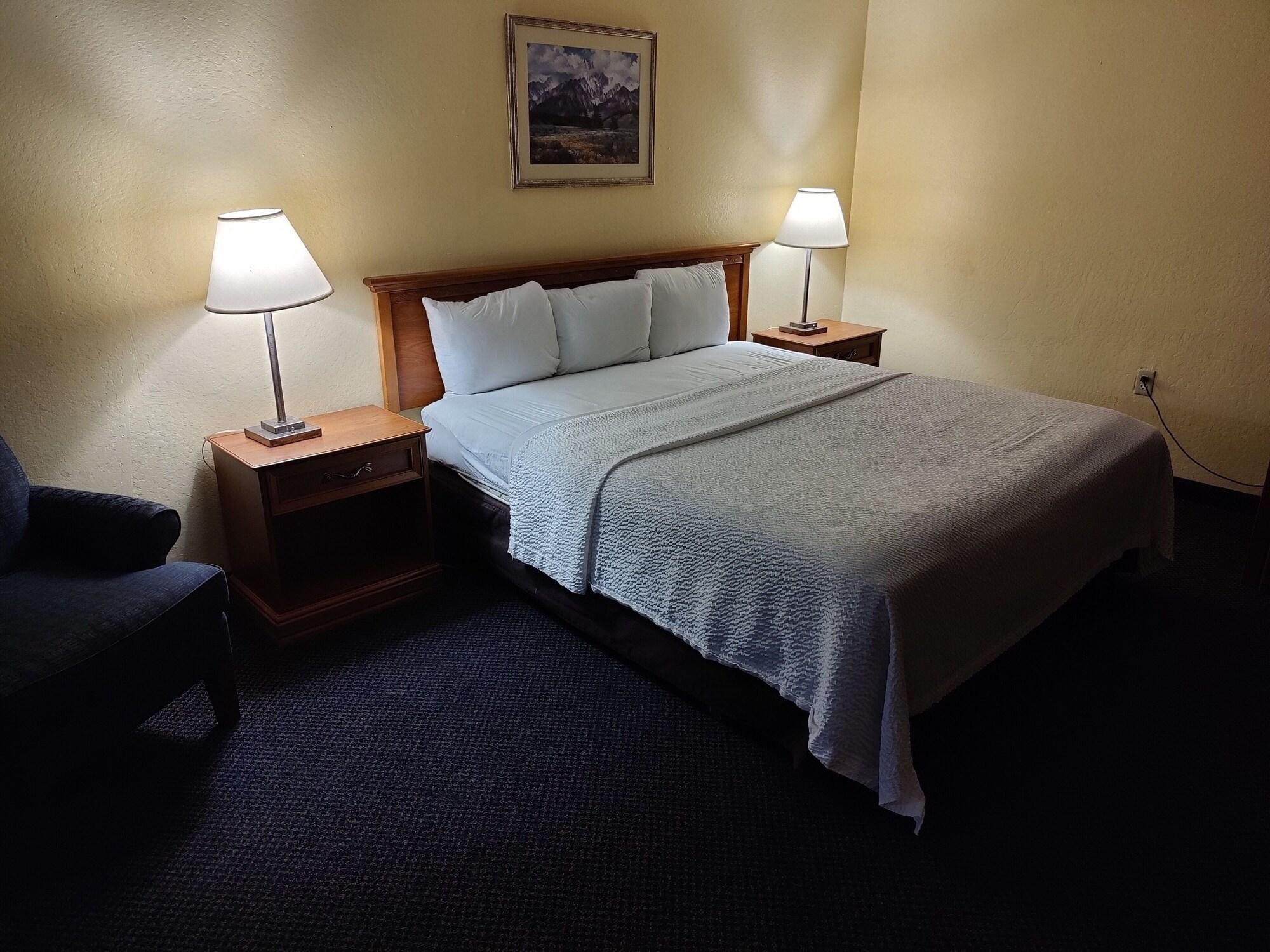 Days Inn By Wyndham Stockton Dış mekan fotoğraf