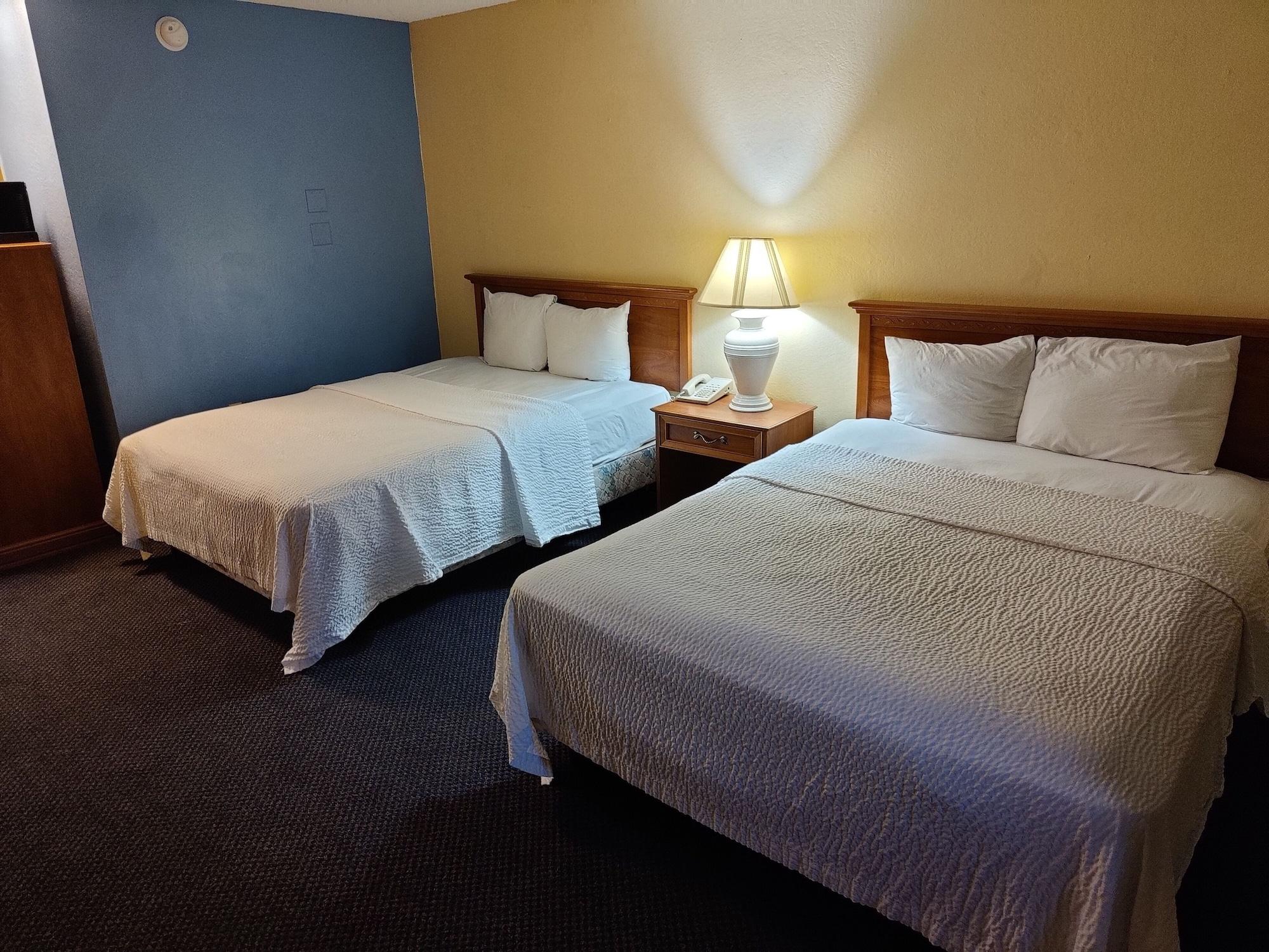 Days Inn By Wyndham Stockton Dış mekan fotoğraf