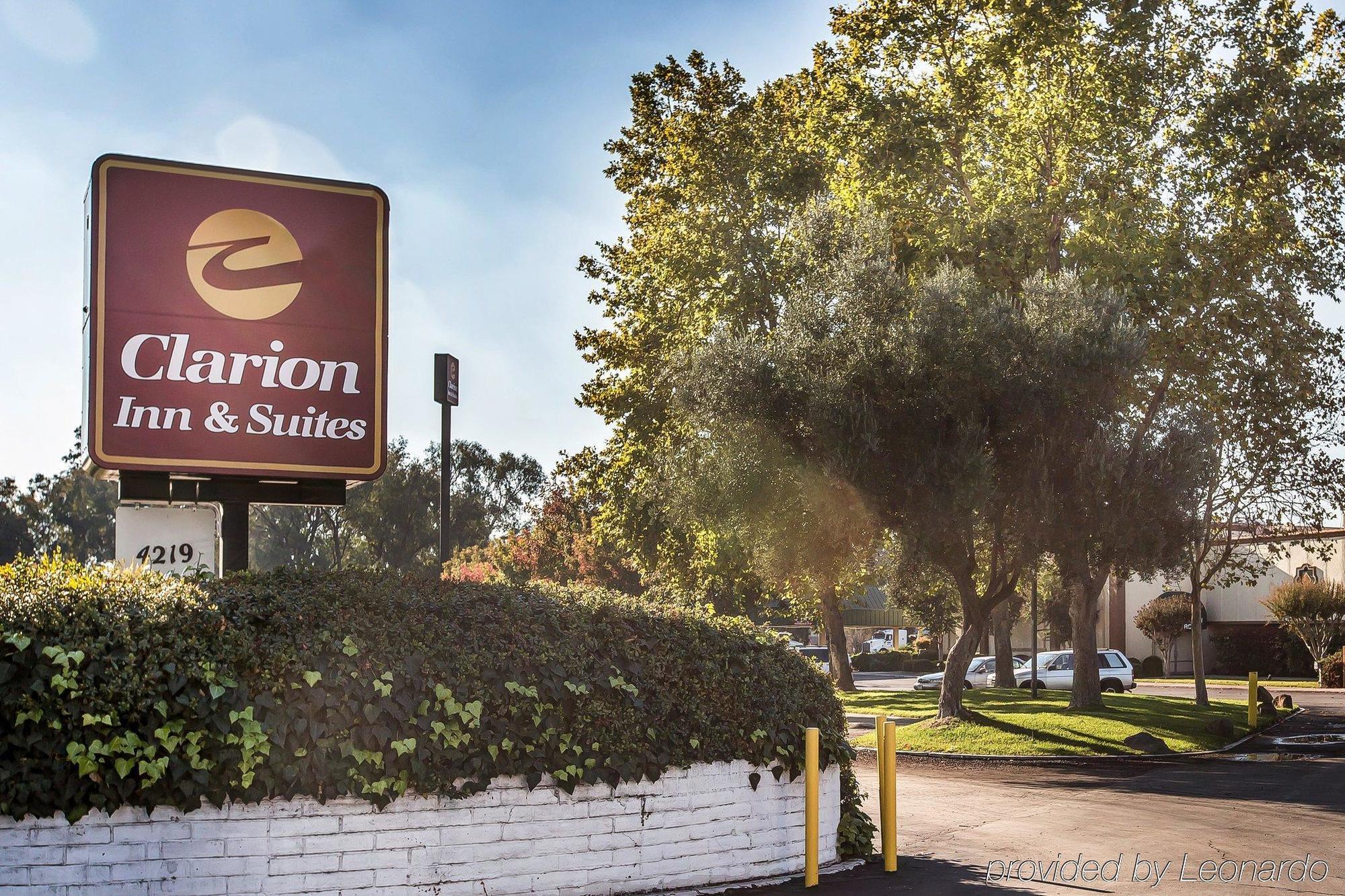 Days Inn By Wyndham Stockton Dış mekan fotoğraf