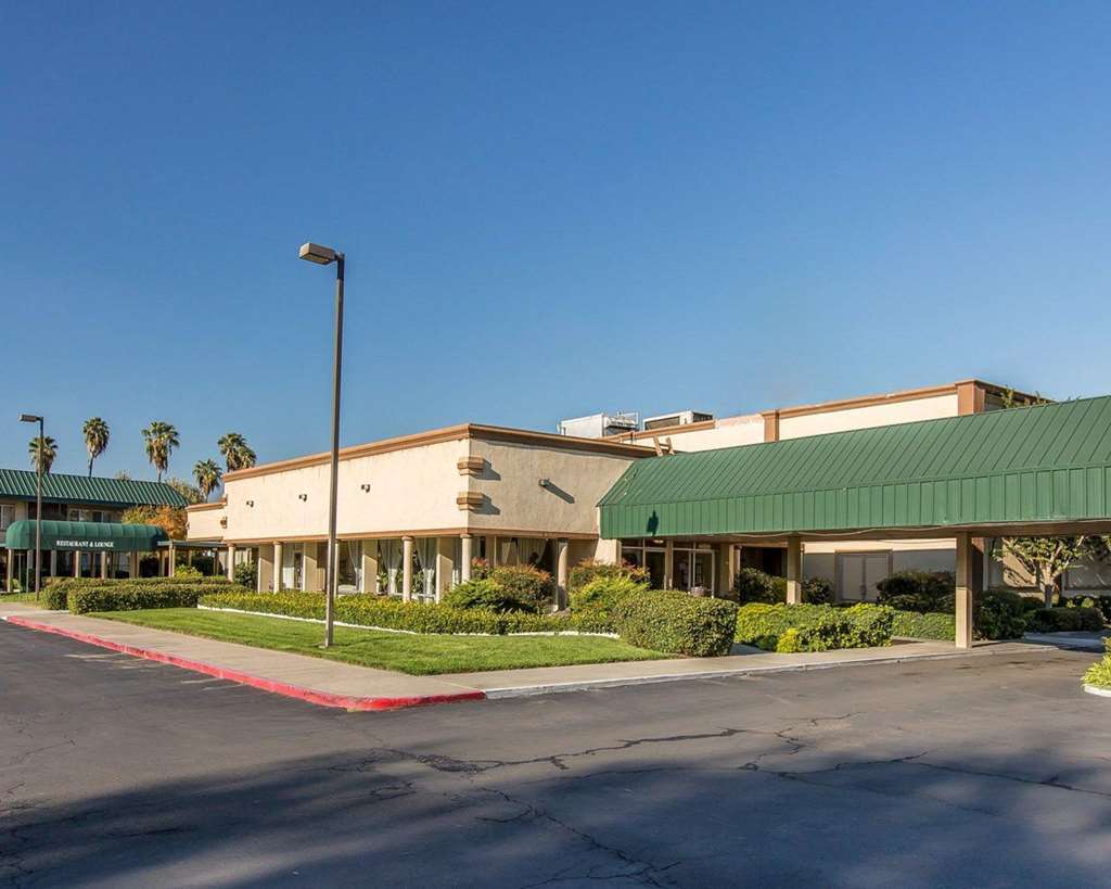 Days Inn By Wyndham Stockton Dış mekan fotoğraf